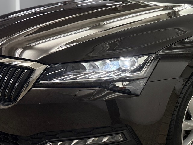 Skoda Superb 1.5 TSI Ambition Combi