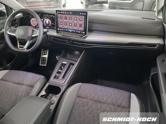 Volkswagen Golf 1.5 eTSI DSG