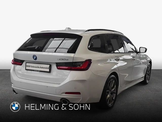 BMW 330 330e Touring