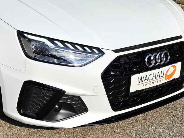 Audi A4 40 TDI Avant S-Line