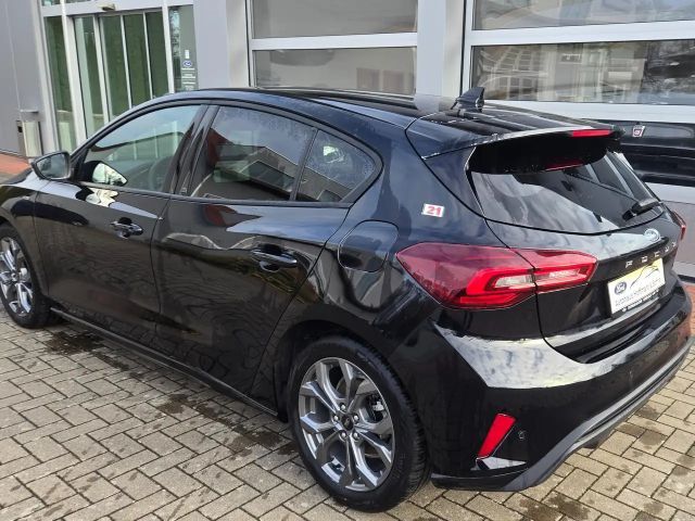 Ford Focus ST Line