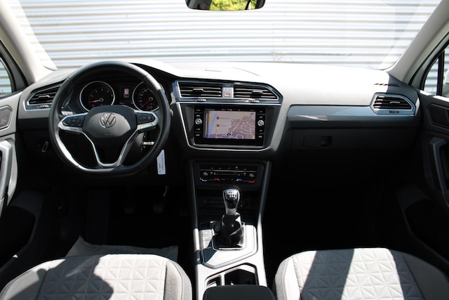 Volkswagen Tiguan 1.5TSI NAVI LED LM17 Climatronic DAB+