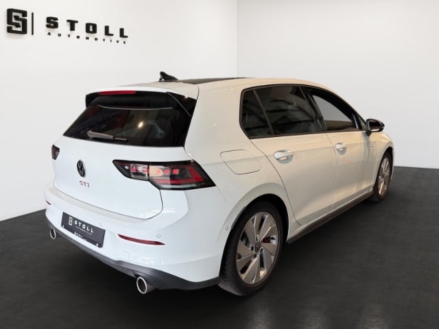 Volkswagen Golf 2.0 TSI Golf VIII IQ.Drive