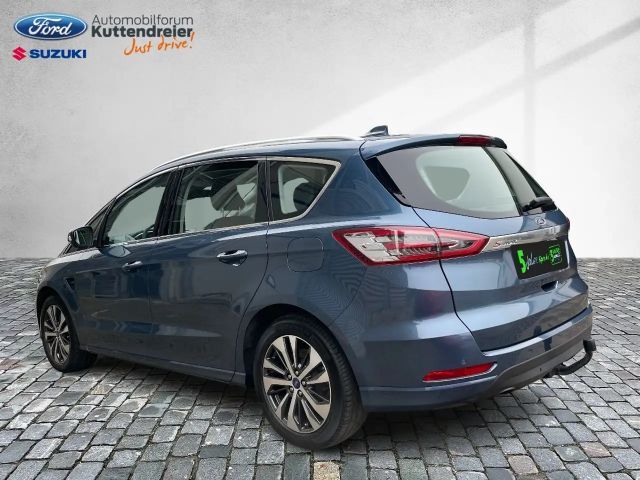 Ford S-Max Titanium