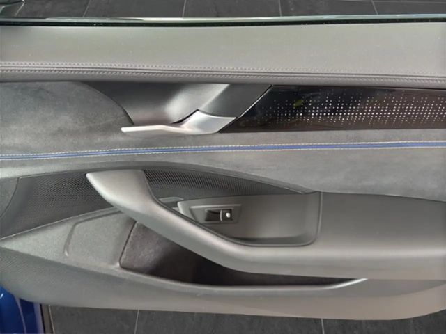 Volkswagen Passat 2.0 TDI R-Line Variant