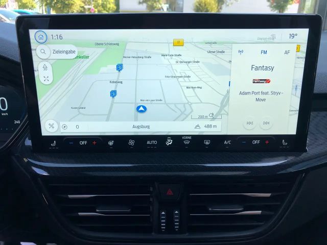 Ford Focus EcoBoost ST Line