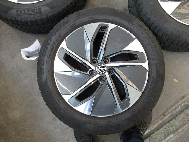 Volkswagen ID.4 1st Edition Max