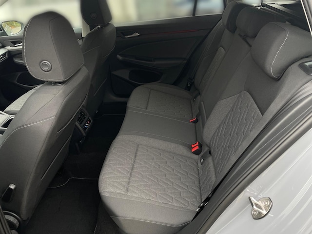 Volkswagen Golf 1.5 TSI Variant