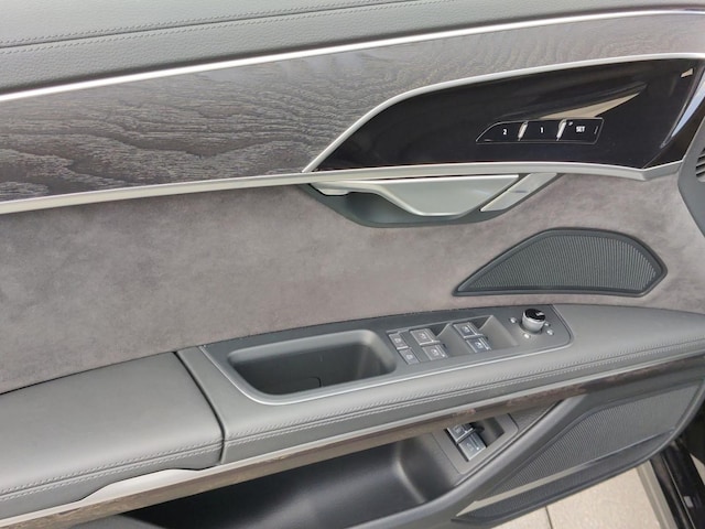 Audi A8 60 TFSI Hybride Quattro