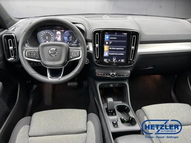 Volvo XC40 Core Recharge