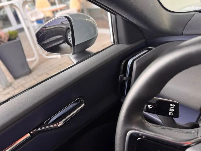 Volvo EX30 Core Extended range