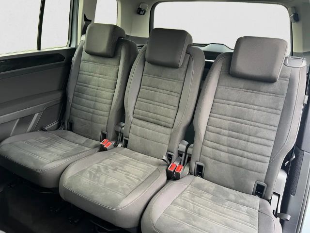 Volkswagen Touran DSG Highline