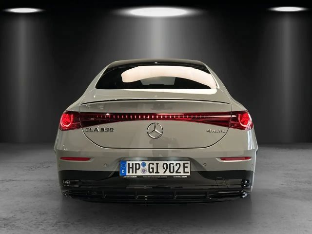 Mercedes-Benz CLA 350 4MATIC AMG Line