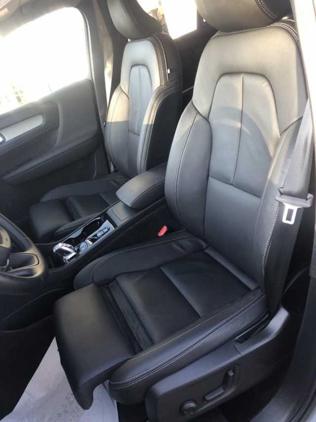 Volvo XC40 Dark Plus