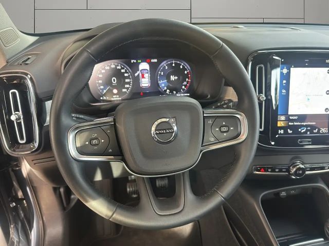 Volvo XC40 Momentum T3