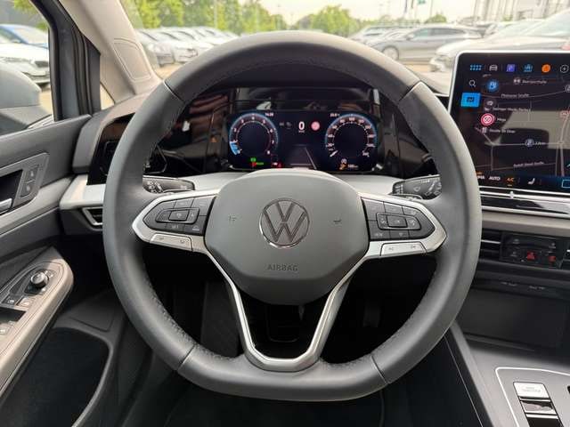 Volkswagen Golf 1.5 eTSI DSG Life