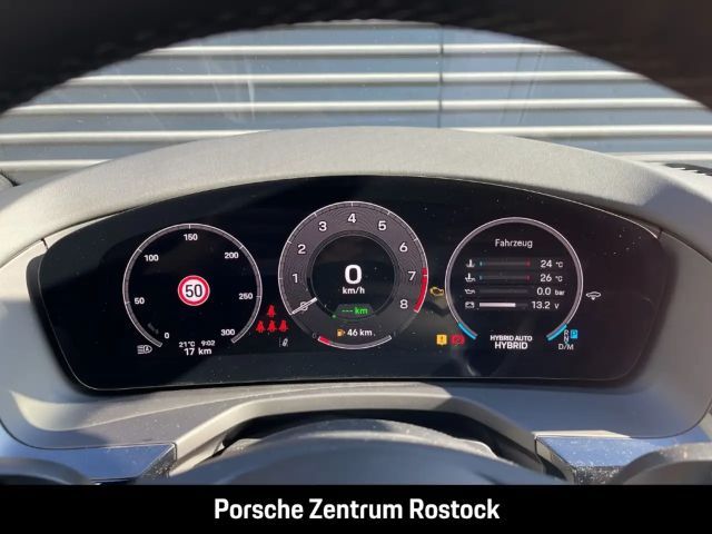 Porsche Panamera 4 E-Hybrid