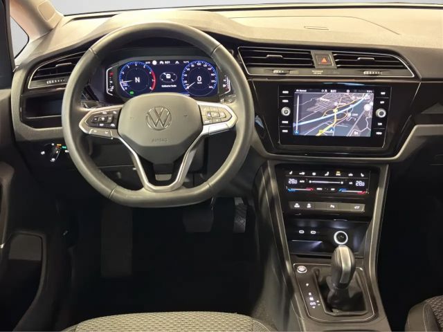 Volkswagen Touran 1.5 TSI DSG R-Line