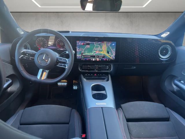 Mercedes-Benz CLA 350 4MATIC