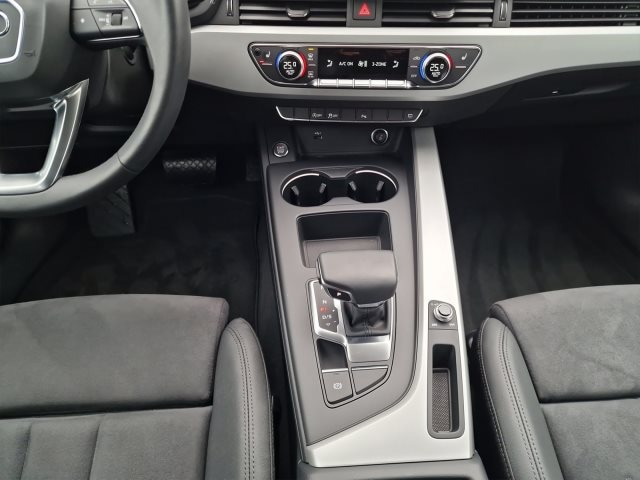 Audi A4 35 TFSI Avant S-Line S-Tronic
