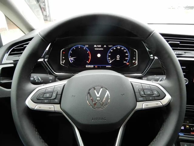 Volkswagen Touran 1.5 TSI Highline