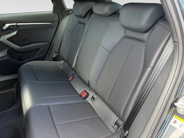 Audi A3 1.5 TFSI Hybride S-Tronic Sedan