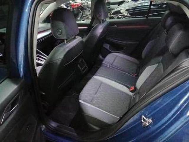 Volkswagen Golf 1.5 eTSI DSG Golf VIII IQ.Drive