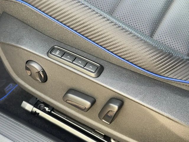 Volkswagen Golf 2.0 TSI