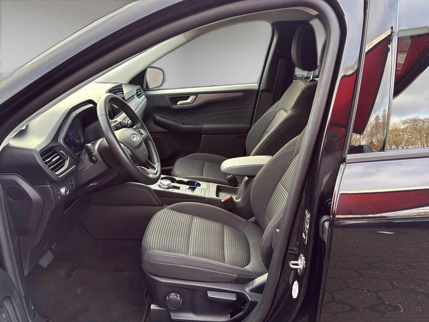 Ford Kuga Plug in Hybrid Titanium