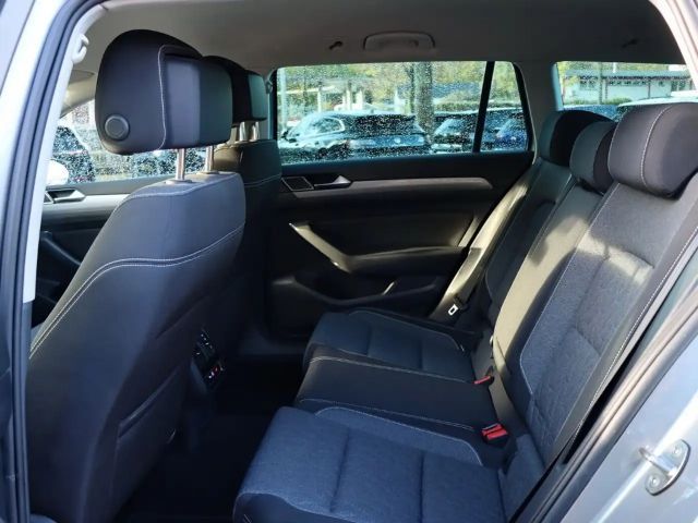 Volkswagen Passat 2.0 TSI Business DSG Variant