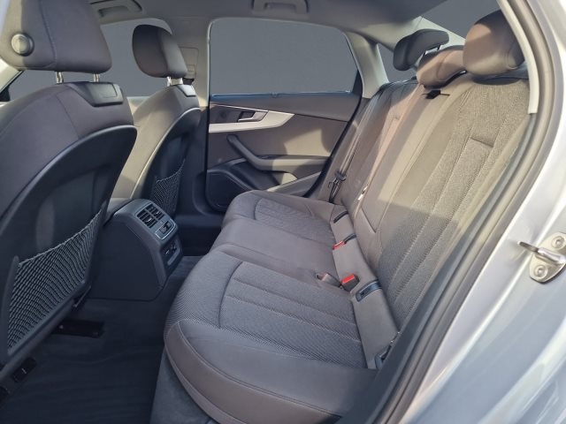 Audi A4 35 TDI S-Tronic Sedan