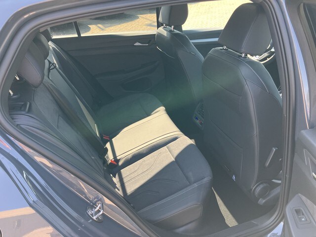 Volkswagen Golf 1.5 eTSI DSG Golf VIII