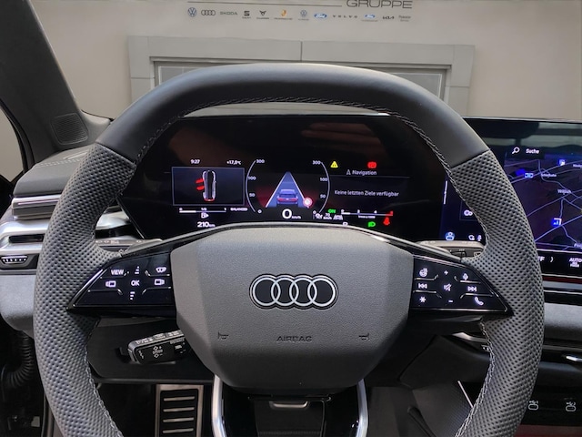 Audi A6 Avant Quattro S-Tronic