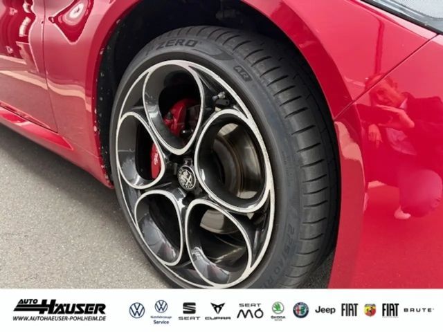 Alfa Romeo Giulia AT8 Q4 Turbo Veloce