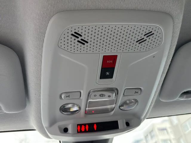 Peugeot E-208 Active Pack