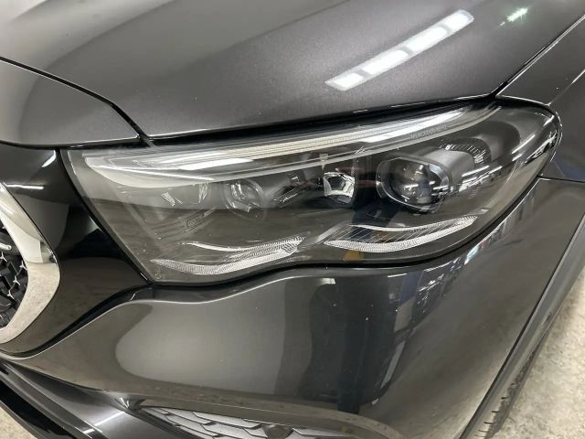 Mercedes-Benz E 220 4MATIC E 220 d Estate