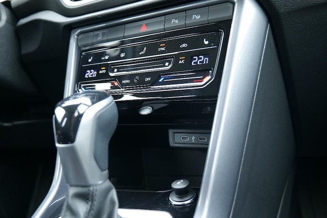 Volkswagen T-Roc 1.5 TSI DSG Plus