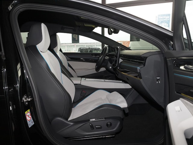 Volkswagen ID.7 IQ.Drive Pro