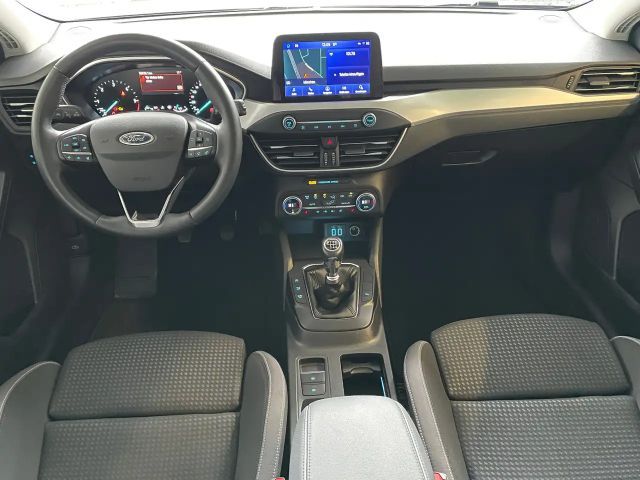 Ford Focus Cool & Connect Wagon