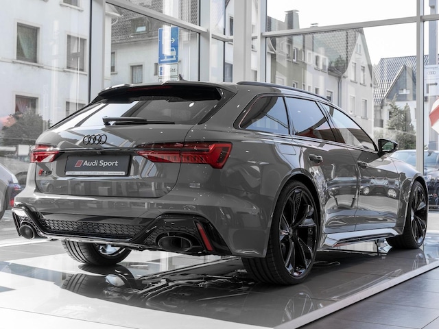 Audi A6 e-tron Avant Performance Quattro