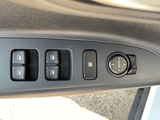 Kia Stonic 1,2 DPI ISG Silber