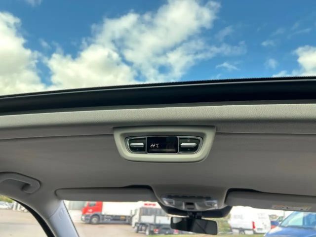 Mercedes-Benz EQV 300