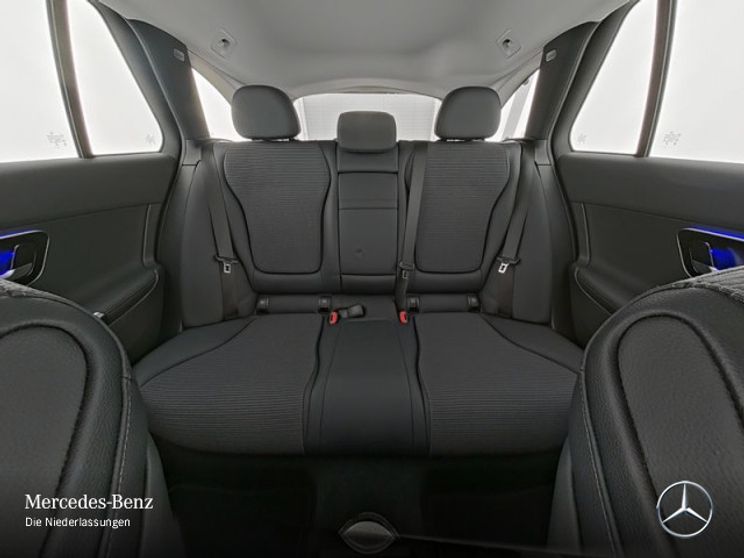 Mercedes-Benz C 200 AVANTGARDE C 200 d Estate