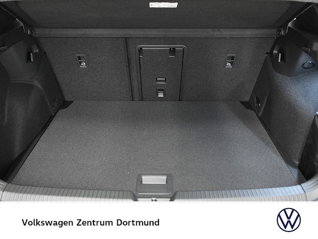 Volkswagen Golf 1.5 eTSI Golf VIII R-Line