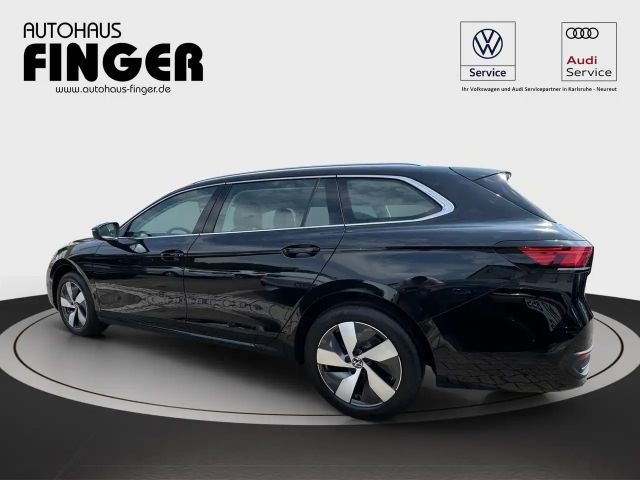 Volkswagen Passat 1.5 eTSI Business DSG Variant