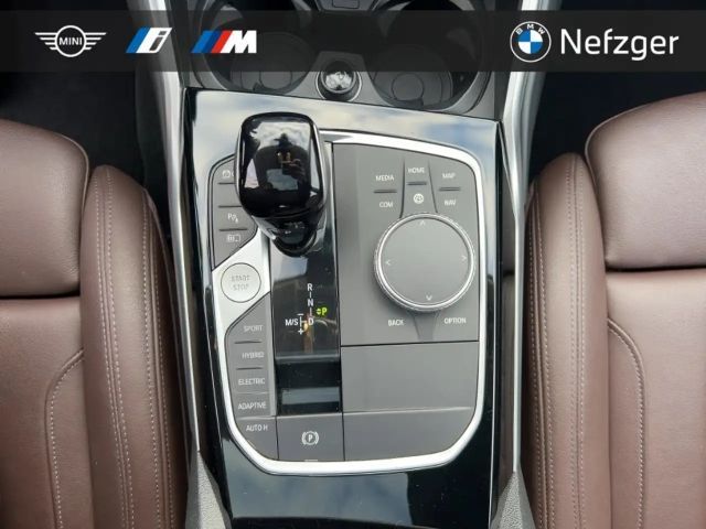 BMW 330 330e Sedan Sport Line xDrive