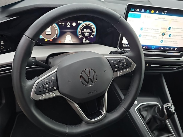 Volkswagen Golf Life