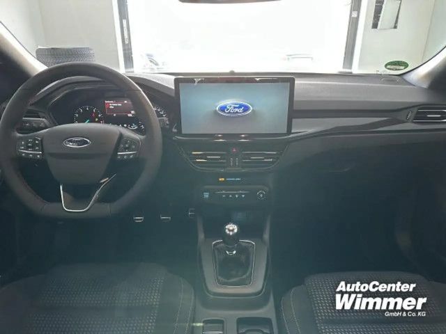 Ford Focus EcoBoost ST Line