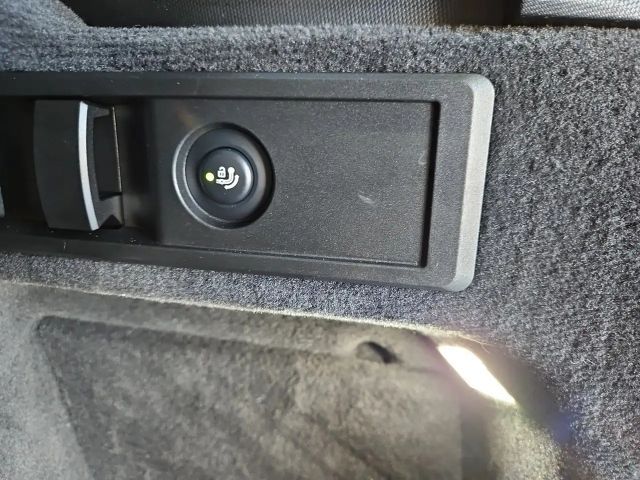 BMW 330 330e Touring xDrive