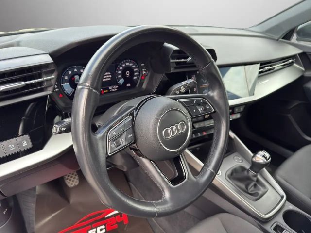 Audi A3 30 TFSI Sedan